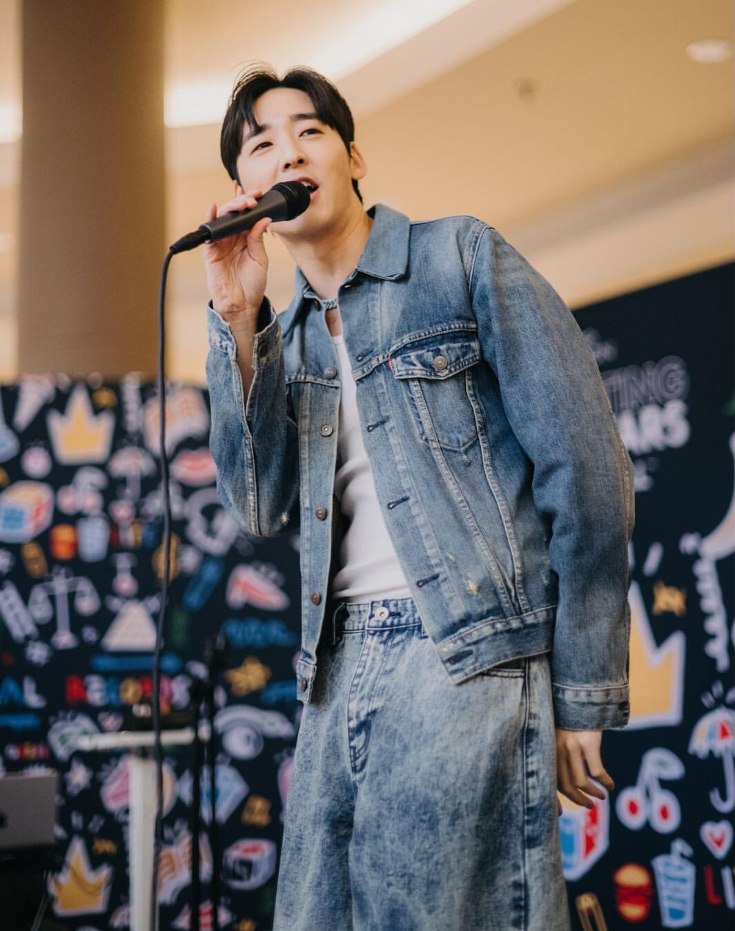 Kevin Woo in Austin, Texas at Barton Creek Square on Saturday, March 8, 2025 Kevin Woo in Austin, Texas at Barton Creek Square on Saturday, March 8, 2025